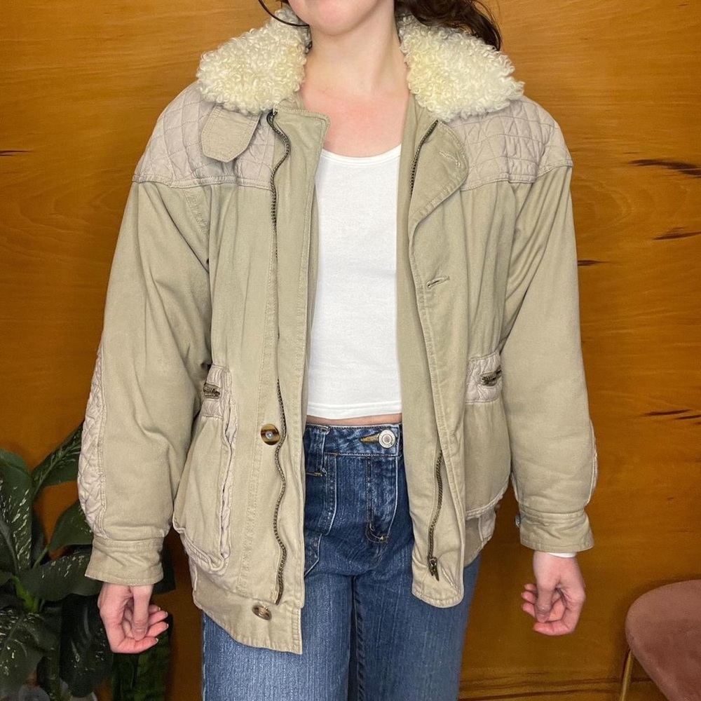 Vintage down quilted sherpa collar beige tan winter coat